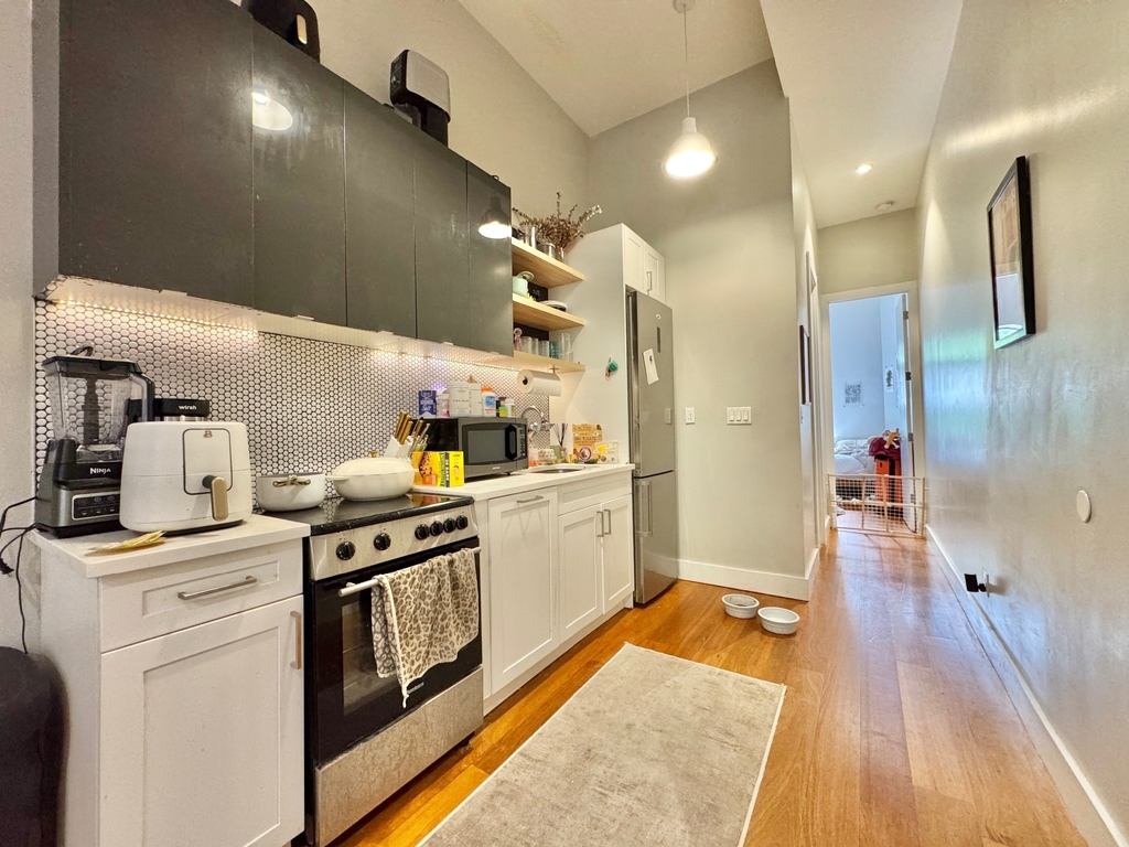 228 Kingsland Avenue - Photo 8