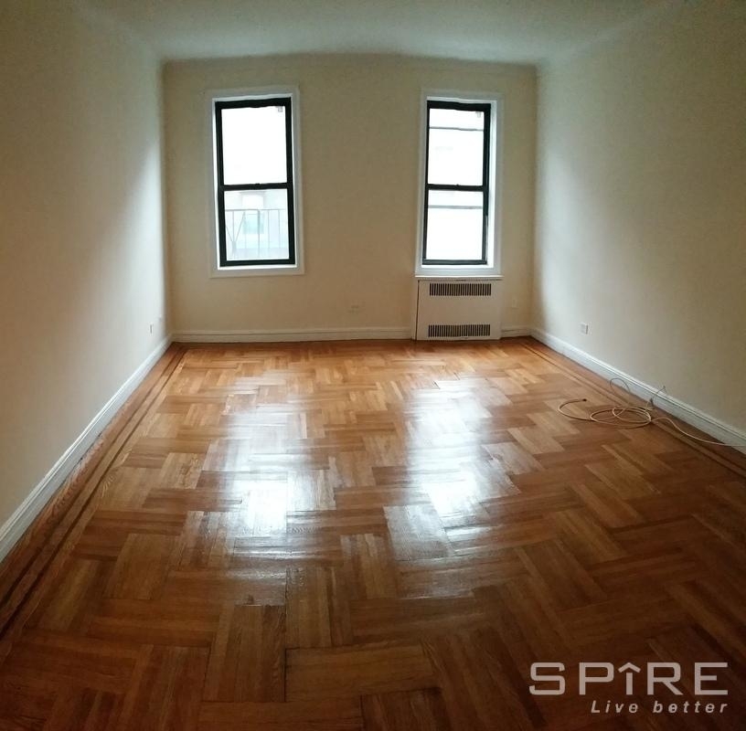 21-06 33rd Street - Photo 4