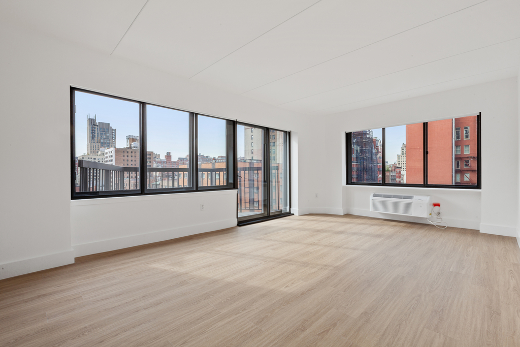 160 West 24th Street - Photo 4