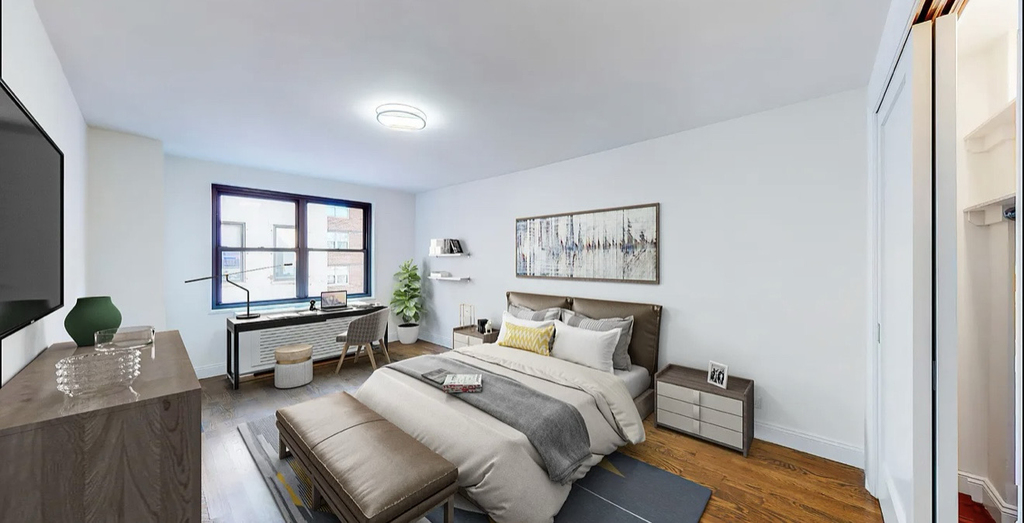 96 5th Avenue - Photo 0