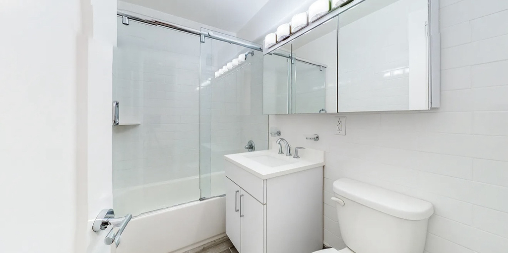 96 5th Avenue - Photo 3