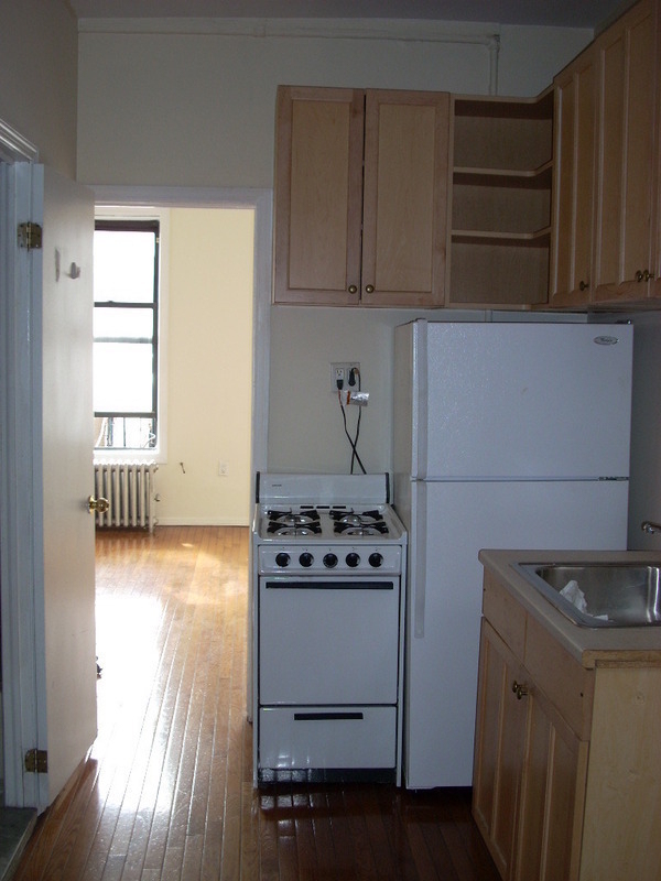 W 3rd & Macdougal  - Photo 4