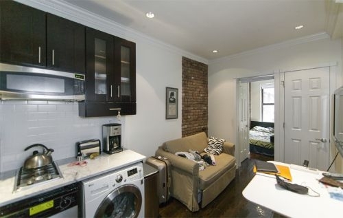 W 14th & 8th Ave - Photo 1