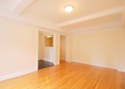 E 10th St & University Pl - Photo 1