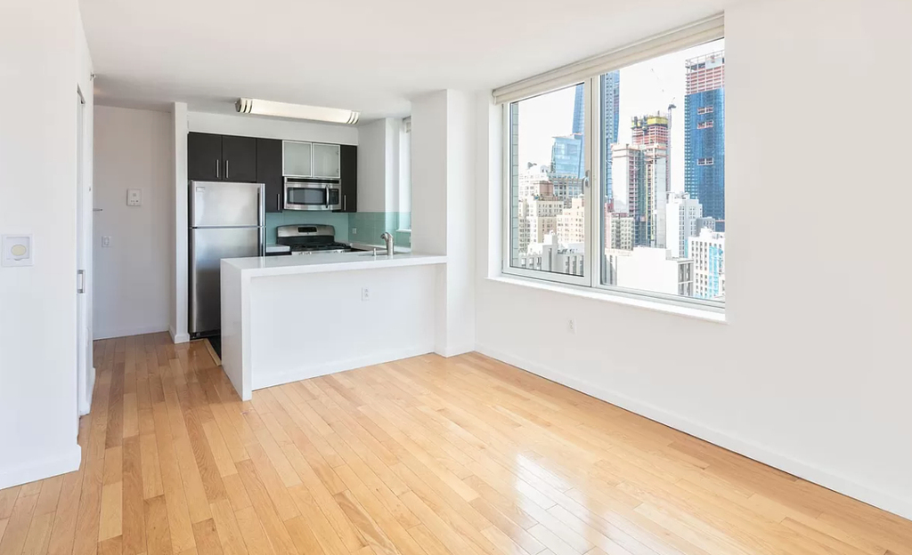 West 37th Street - Photo 1