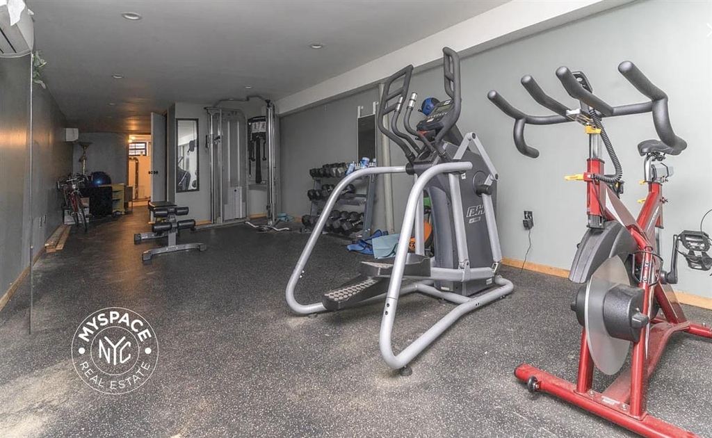 212 Starr Street - Photo 6