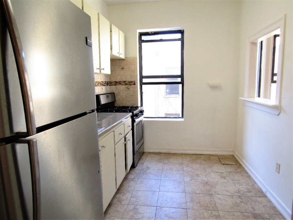 716 Ocean Avenue - Photo 2