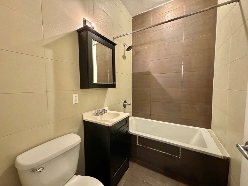 243 Himrod Street - Photo 2