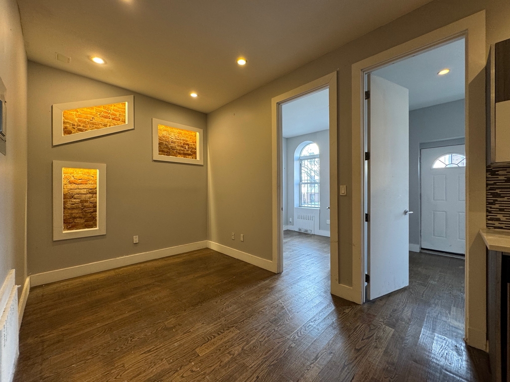 1350 Putnam Avenue - Photo 6