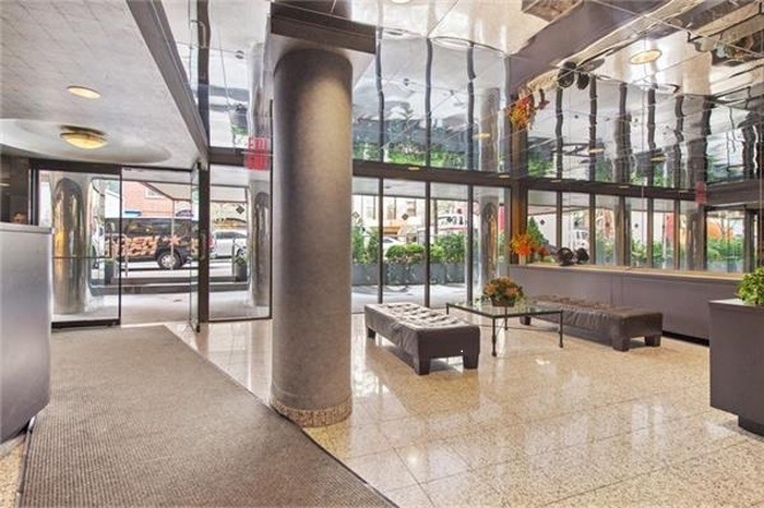 220 East 60th Street - Photo 3