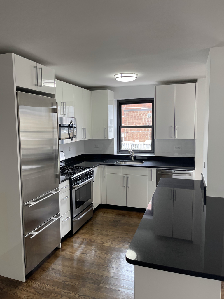 405 East 56th Street - Photo 1