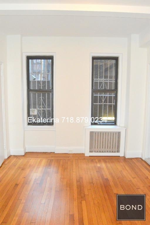 140 East 46th Street - Photo 2