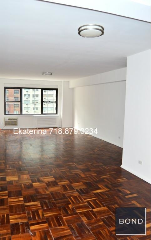 157 East 57th Street - Photo 3