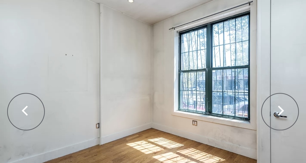 12 Underhill Avenue - Photo 1