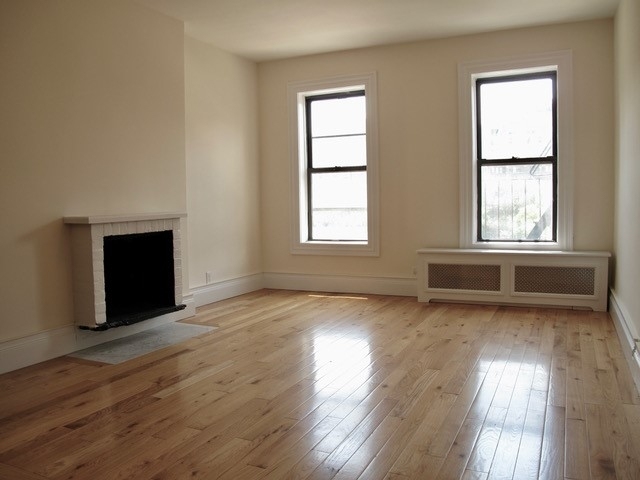 307 East 37 Street - Photo 0