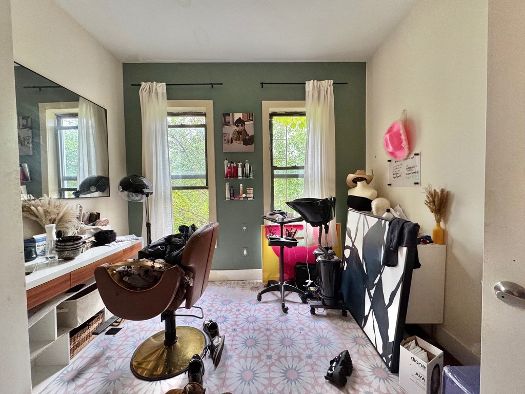297 Harman Street - Photo 1
