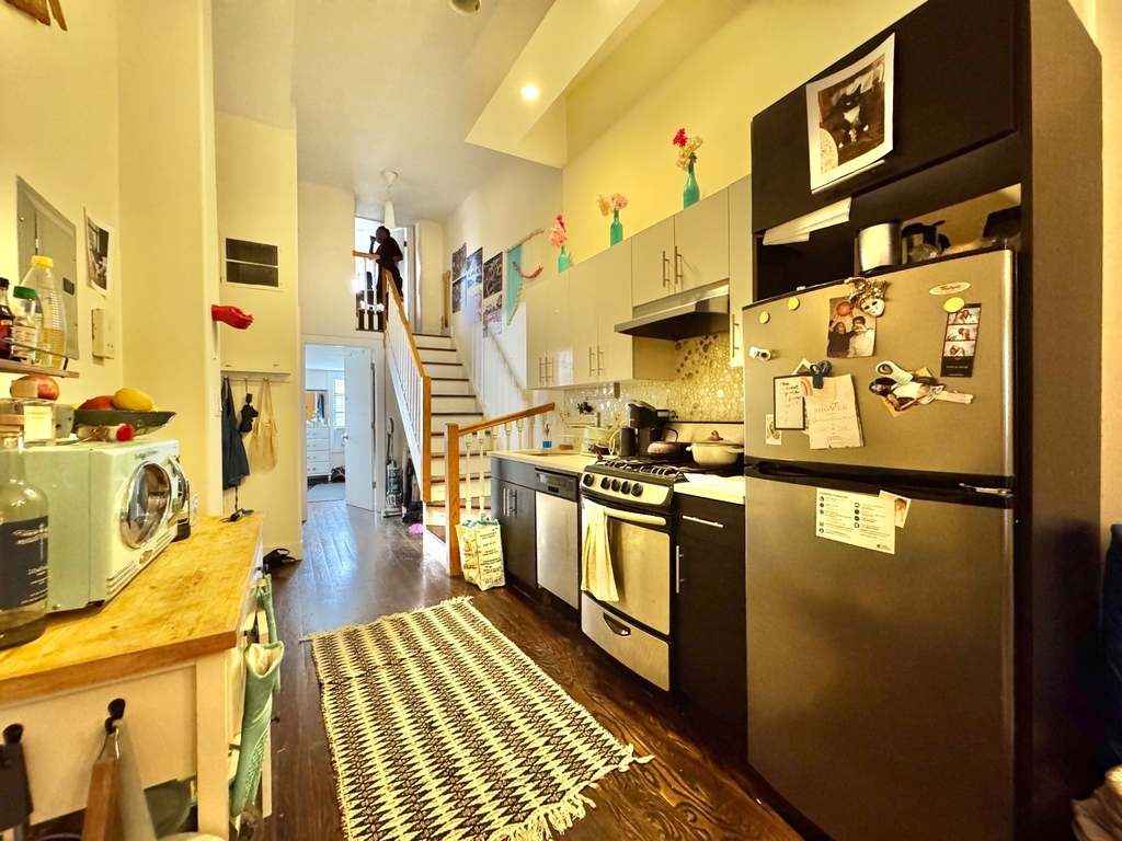 297 Harman Street - Photo 2