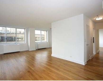 2 Bedrooms, Upper West Side Rental in NYC for $8,495 - Photo 1