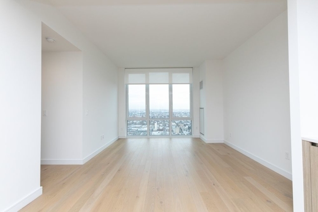 1 Bedroom, Long Island City Rental in NYC for $3,925 - Photo 1