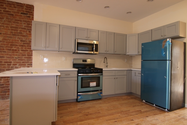 3 Bedrooms, Ridgewood Rental in NYC for $2,800 - Photo 1