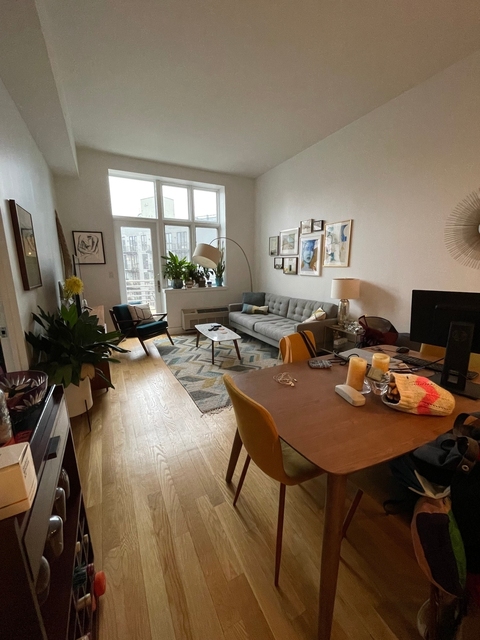 140 Hope Street - Photo 1