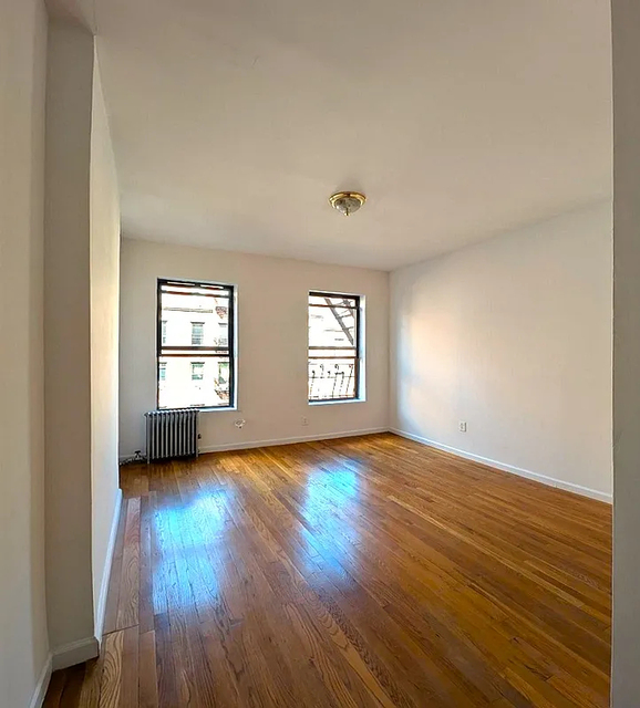 180 East 101st Street - Photo 1