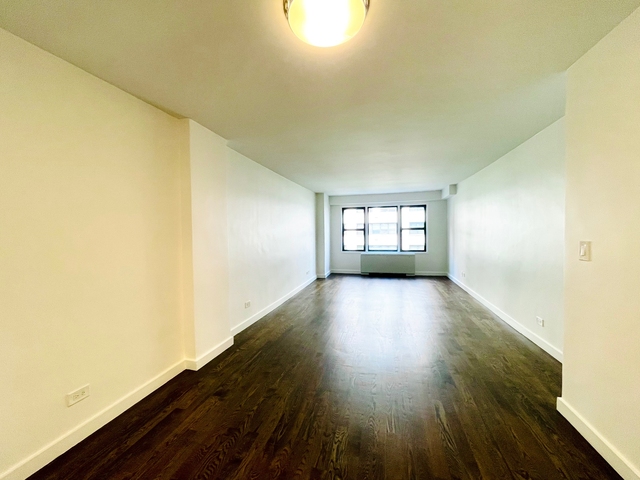1 Bedroom, Upper East Side Rental in NYC for $4,475 - Photo 1
