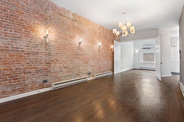 3 Bedrooms, Tribeca Rental in NYC for $7,000 - Photo 1