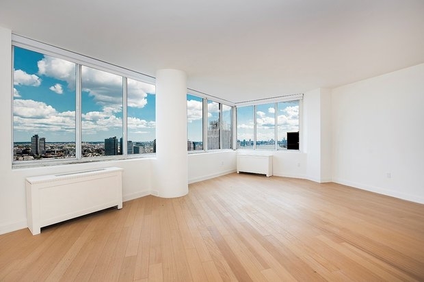 2 Bedrooms, Sutton Place Rental in NYC for $5,747 - Photo 1