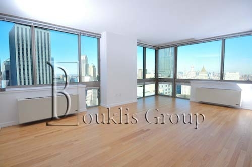 3 Bedrooms, Financial District Rental in NYC for $8,000 - Photo 1