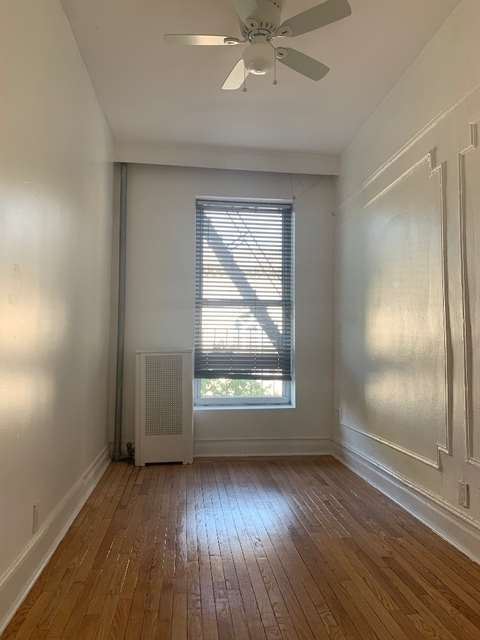 Room, Crown Heights Rental in NYC for $825 - Photo 1