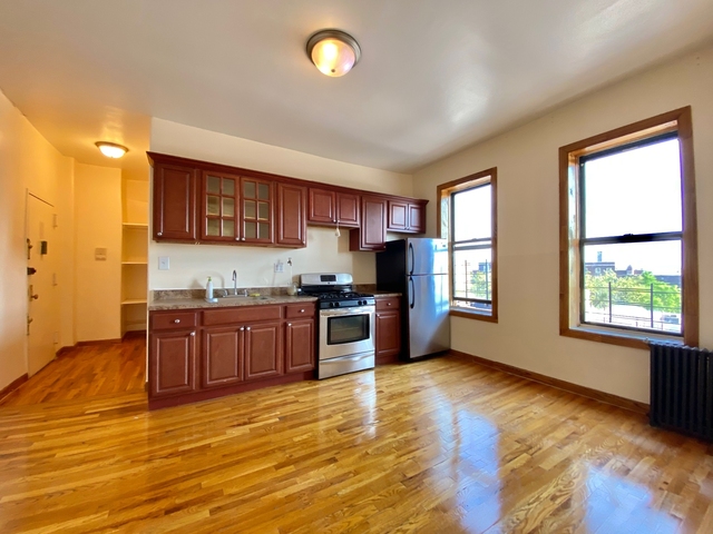 650 Crown Street - Photo 1