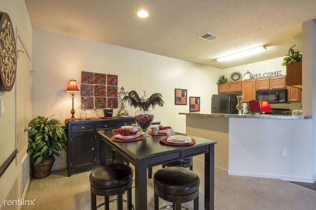 2 Bedrooms, City Park Rental in Houston for $1,275 - Photo 1