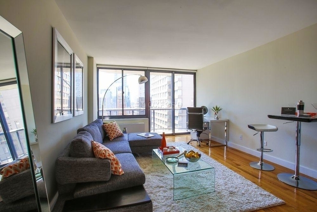 2 Bedrooms, Theater District Rental in NYC for $5,900 - Photo 1