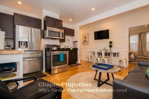 3 Bedrooms, Riverside Rental in Boston, MA for $6,000 - Photo 1