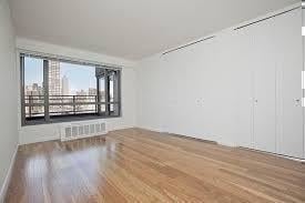 3 Bedrooms, Yorkville Rental in NYC for $7,000 - Photo 1