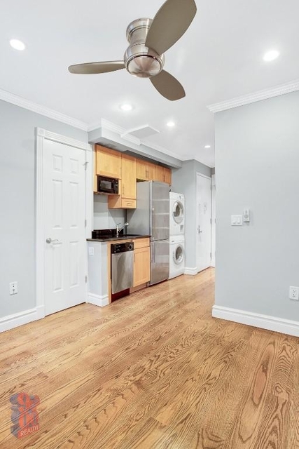 3 Bedrooms, Yorkville Rental in NYC for $5,395 - Photo 1