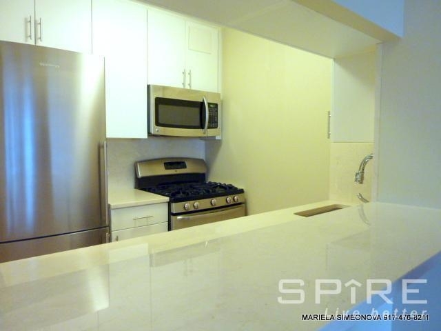 1 Bedroom, Lincoln Square Rental in NYC for $4,300 - Photo 1