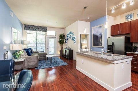 2 Bedrooms, Energy Corridor Rental in Houston for $1,495 - Photo 1