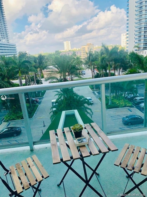 1 Bedroom, Hollywood Beach - Quadoman Rental in Miami, FL for $3,500 - Photo 1