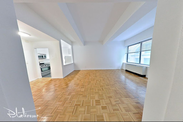 3 Bedrooms, Financial District Rental in NYC for $6,995 - Photo 1