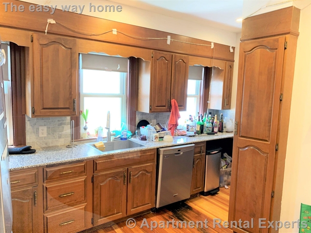 4 Bedrooms, South Medford Rental in Boston, MA for $4,800 - Photo 1