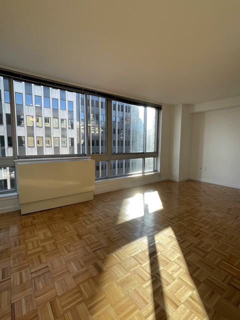 2 Bedrooms, Tribeca Rental in NYC for $7,000 - Photo 1