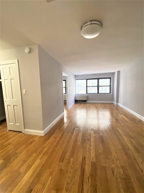 1 Bedroom, Turtle Bay Rental in NYC for $4,000 - Photo 1