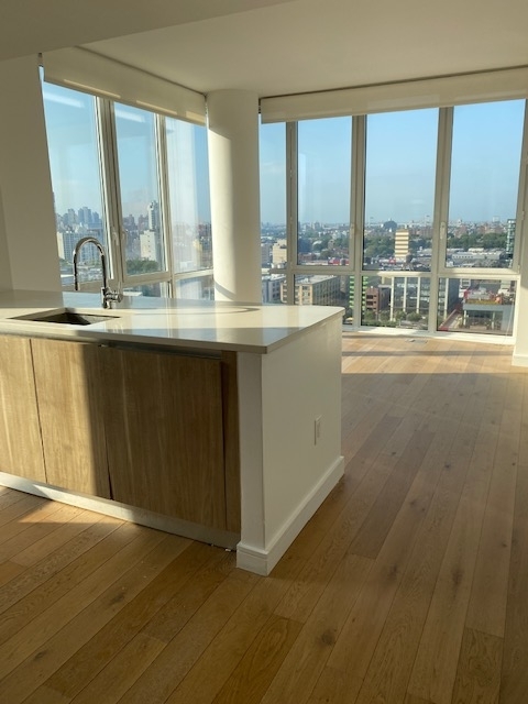 1 Bedroom, Long Island City Rental in NYC for $4,300 - Photo 1