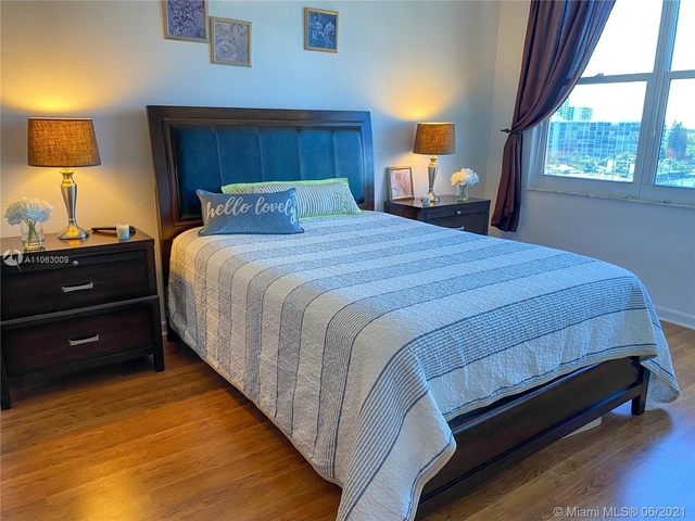 1 Bedroom, Hollywood Beach - Quadoman Rental in Miami, FL for $2,400 - Photo 1