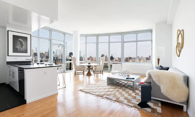 2 Bedrooms, Hunters Point Rental in NYC for $4,579 - Photo 1