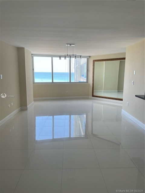 1 Bedroom, Normandy Beach South Rental in Miami, FL for $2,500 - Photo 1