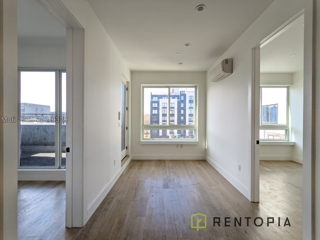 3 Bedrooms, East Williamsburg Rental in NYC for $4,889 - Photo 1