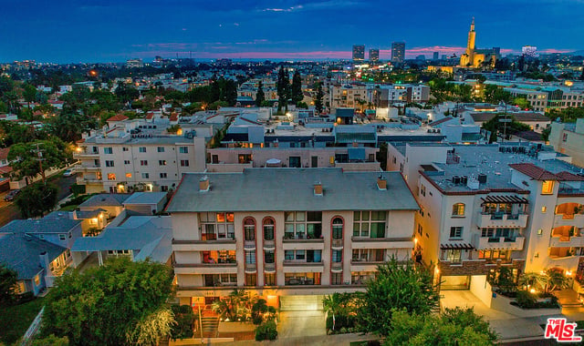 2 Bedrooms, Westside Rental in Los Angeles, CA for $4,950 - Photo 1